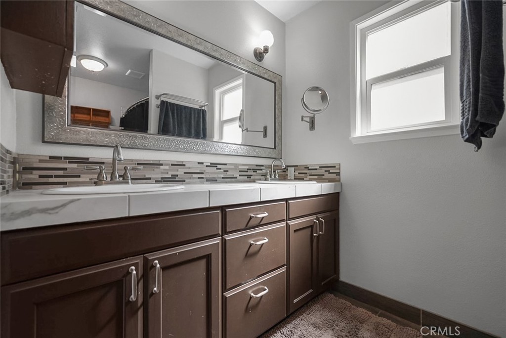 317 Circle, Chowchilla, CA 93610