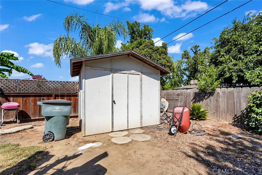 317 Circle, Chowchilla, CA 93610