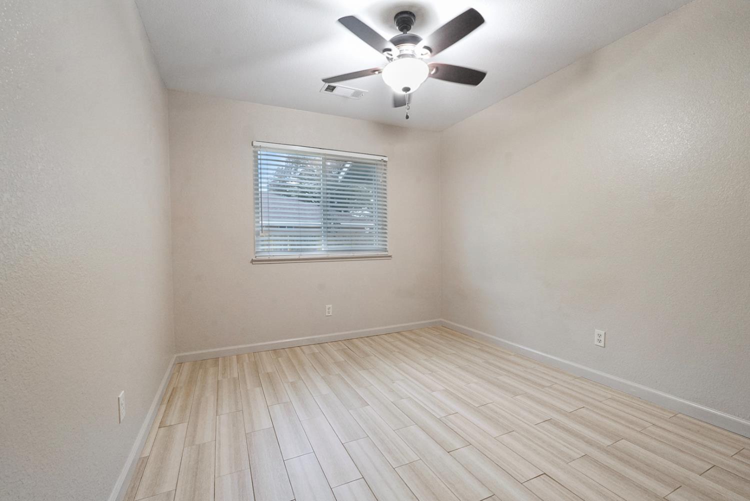 14117 Cates Ct, Chowchilla, CA 93610