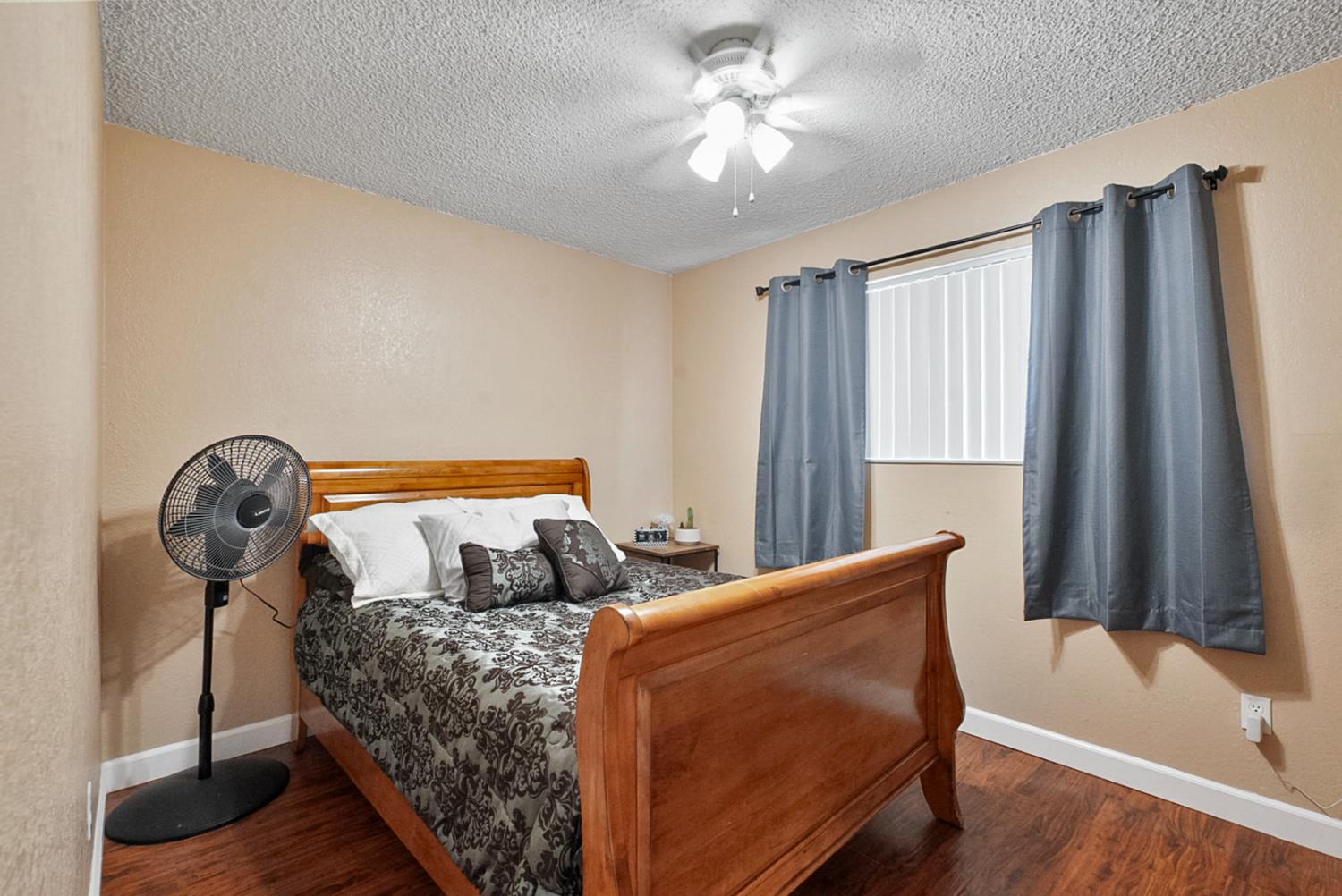 608 Grant Dr, Chowchilla, CA 93610